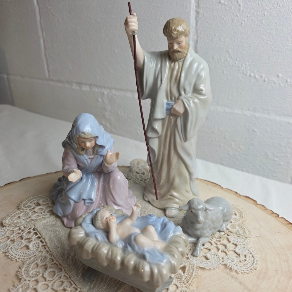 Vintage 1988 Enesco Fine Porcelain Nativity Set by Artist Paul L. Connolly